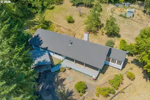 98629 Sitkum Ln, Myrtle Point, OR 97458 - Photo 30