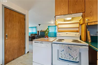 416 Glen Ave, Sutherlin, OR 97479 - Photo 14