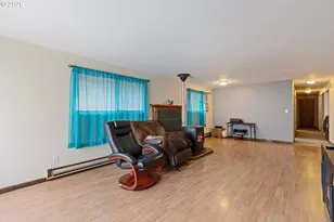 416 Glen Ave, Sutherlin, OR 97479 - Photo 4