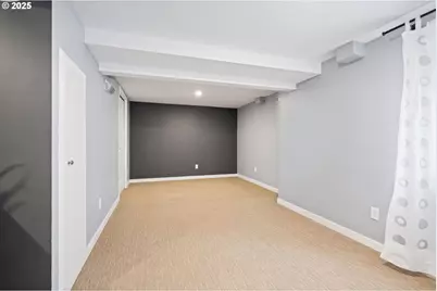 6815 N Smith St, Portland, OR 97203 - Photo 24