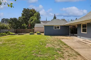 4040 NE Cesar E Chavez Blvd, Portland, OR 97212 - Photo 40