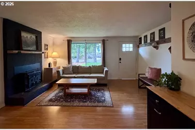 2040 20th St, Florence, OR 97439 - Photo 6