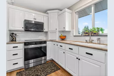 15379 SW Sunset Blvd, Sherwood, OR 97140 - Photo 16