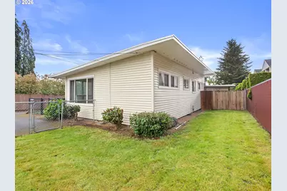 2216 E 18th St, Vancouver, WA 98661 - Photo 6