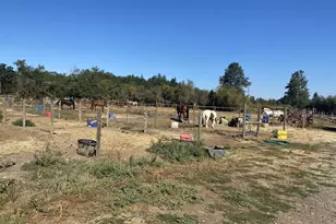 28393 Royal Ave, Eugene, OR 97402 - Photo 10