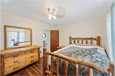 163 N Dean St, Coquille, OR 97423 - Photo 10