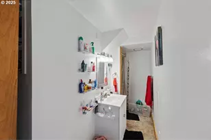 163 N Dean St, Coquille, OR 97423 - Photo 24