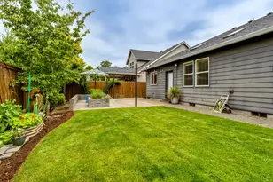 4452 Wendover St, Eugene, OR 97404 - Photo 24