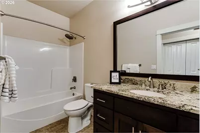 4452 Wendover St, Eugene, OR 97404 - Photo 16
