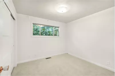 375 Fir Knoll Ln, Salem, OR 97317 - Photo 18