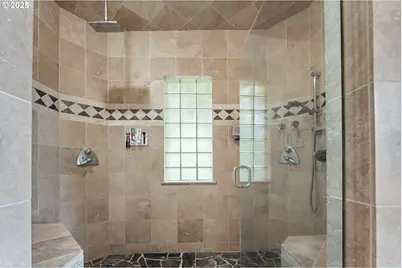 34160 SW Peaks View Dr, Hillsboro, OR 97123 - Photo 18