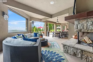 34160 SW Peaks View Dr, Hillsboro, OR 97123 - Photo 32