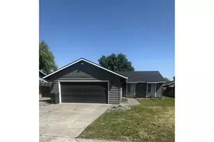 720 W Johns Ave, Hermiston, OR 97838 - Photo 2