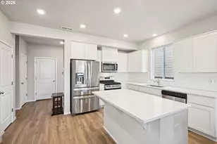 3737 SW Redfern Ave, Gresham, OR 97080 - Photo 12