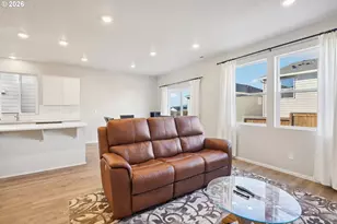 3737 SW Redfern Ave, Gresham, OR 97080 - Photo 2