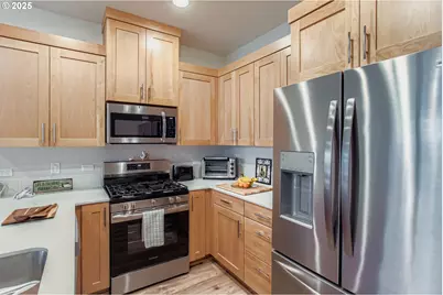 3659 SW 209th Ave, Hillsboro, OR 97123 - Photo 8