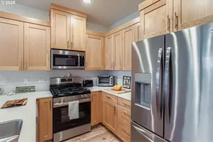3659 SW 209th Ave, Hillsboro, OR 97123 - Photo 8
