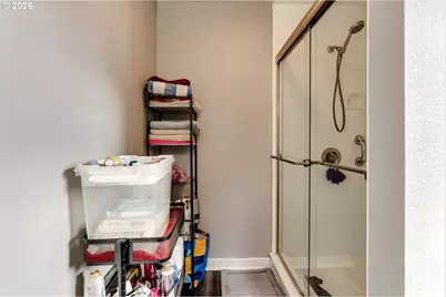 24970 Hunter Ave, Veneta, OR 97487 - Photo 16