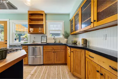 4567 NE 83rd Ave, Portland, OR 97220 - Photo 16