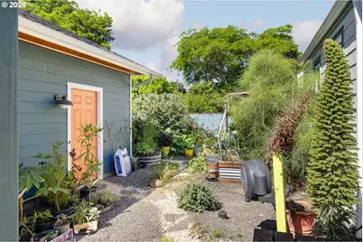 4567 NE 83rd Ave, Portland, OR 97220 - Photo 32