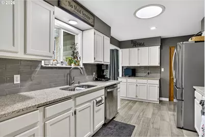 1940 NE 142nd Ave, Portland, OR 97230 - Photo 12