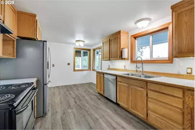 16731 S Harding Rd, Oregon City, OR 97045 - Photo 18