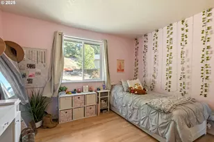 1870 Lakeview Dr, Sutherlin, OR 97479 - Photo 36