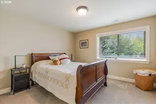 10279 SW Sitka Ct, Tualatin, OR 97062 - Photo 16