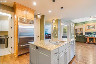 10279 SW Sitka Ct, Tualatin, OR 97062 - Photo 4