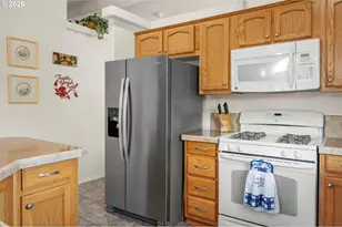167 Village Dr, Cottage Grove, OR 97424 - Photo 12