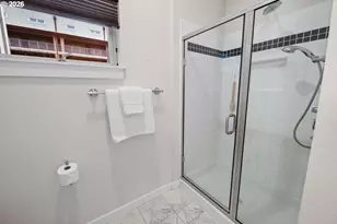 3990 Abbey Ln, Astoria, OR 97103 - Photo 20