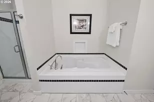 3990 Abbey Ln, Astoria, OR 97103 - Photo 20