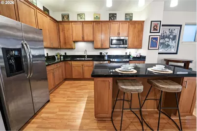 3990 Abbey Ln #201B, Astoria, OR 97103 - Photo 6