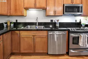 3990 Abbey Ln, Astoria, OR 97103 - Photo 6