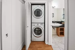 3990 Abbey Ln, Astoria, OR 97103 - Photo 16