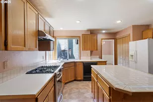 7805 SW Gearhart Dr, Beaverton, OR 97007 - Photo 20
