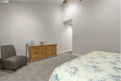 1902 NE Lucy Belle St, McMinnville, OR 97128 - Photo 22
