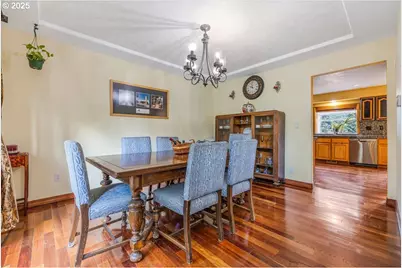 4738 NE 48th Pl, Portland, OR 97218 - Photo 8