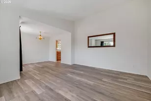 18918 Highland Dr, Oregon City, OR 97045 - Photo 10