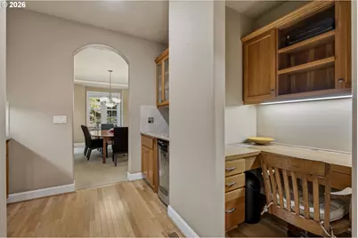 5352 Washington Ct, Lake Oswego, OR 97035 - Photo 10