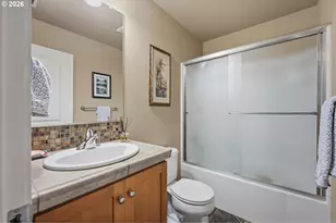 5352 Washington Ct, Lake Oswego, OR 97035 - Photo 40
