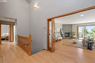 1615 NW Barnsley Ct, Portland, OR 97229 - Photo 4