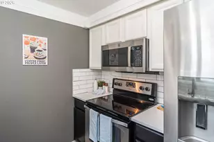 2731 W Lorraine Ave, Roseburg, OR 97471 - Photo 14