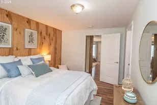 2731 W Lorraine Ave, Roseburg, OR 97471 - Photo 26