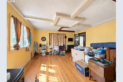 414 Hall Ave, Coos Bay, OR 97420 - Photo 6