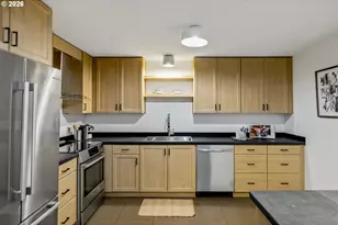 16250 Pacific Hwy, Lake Oswego, OR 97034 - Photo 10