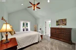 2011 River Loop 1, Eugene, OR 97404 - Photo 16