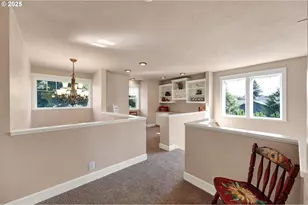 2011 River Loop 1, Eugene, OR 97404 - Photo 20