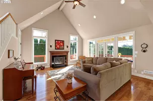 2011 River Loop 1, Eugene, OR 97404 - Photo 14