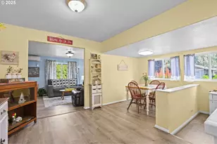 2011 River Loop 1, Eugene, OR 97404 - Photo 36